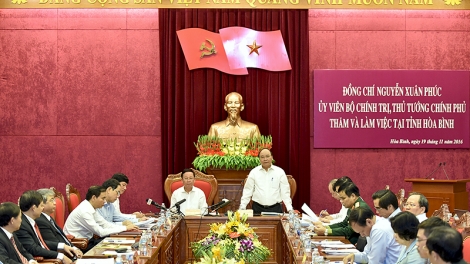 Thủ tướng Nguyễn Xuân Phúc làm việc với lãnh đạo chủ chốt tỉnh Hoà Bình (Thời sự trưa 11/12/2018)