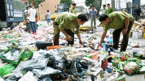 “Nóng” Buôn lậu, gian lận thương mại dịp cuối năm (12/02/2018)