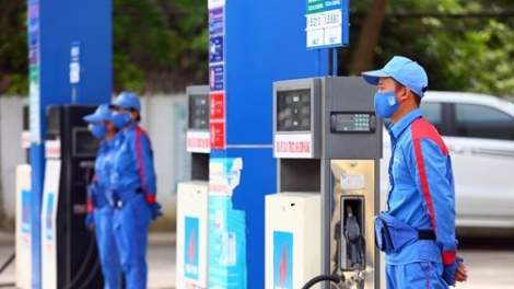 Nghị định về kinh doanh xăng dầu cần sửa đổi điều gì? (23/2/2018)