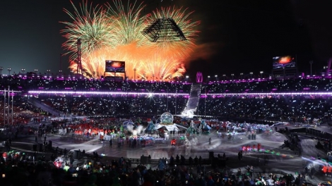 Bế mạc Olympic mùa đông Pyeongchang 2018: Rực rỡ lễ hội âm thanh, ánh sáng (Thời sự đêm 25/2/2018)