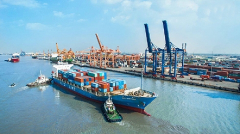 Đẩy mạnh khai thác lợi thế vận tải biển trong giai đoạn cạnh tranh hội nhập (20/2/2018)