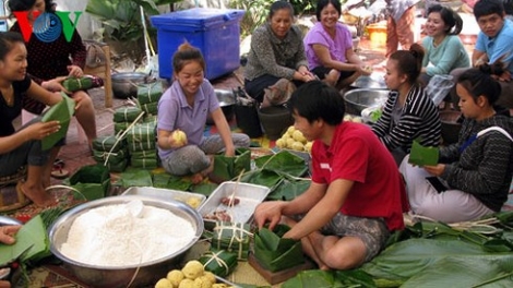 Bánh Chưng: Tài hoa của con người