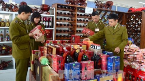 Tăng cường kiểm soát, ngăn ngừa gian lận thương mại hàng hóa trong dịp Tết. (07/02/2018)