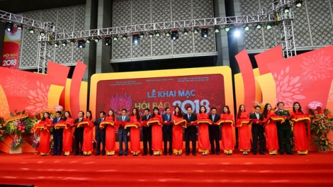 Khai mạc Hội báo toàn quốc 2018, khẳng định đóng góp của báo chí nước nhà trong thực hiện nhiều mục tiêu kinh tế - xã hội của đất nước, xây dựng, củng cố chính quyền và quảng bá hình Việt Nam (Thời sự chiều 16/3/2018)