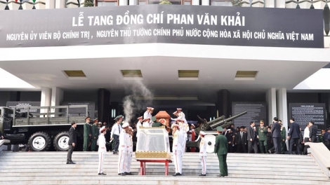 Lễ truy điệu và an táng nguyên Thủ tướng Phan Văn Khải được tổ chức trọng thể tại thành phố Hồ Chí Minh và Hà Nội theo nghi thức Quốc tang (Thời sự trưa 22/3/2018)