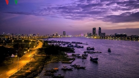 Sóng ngầm dưới chân “thành phố đáng sống” (23/4/2018)