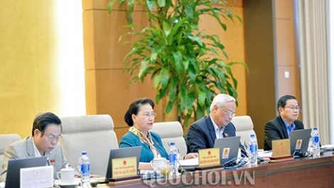 Ủy ban Thường vụ Quốc hội đề nghị quy định chặt chẽ quản lý chất cấm trong chăn nuôi nhằm đảm bảo sức khỏe người tiêu dùng (Thời sự chiều 13/4/2018)