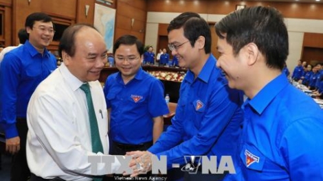 Thủ tướng Nguyễn Xuân Phúc chủ trì cùng lãnh đạo một số bộ, ngành làm việc với Ban chấp hành Đoàn Thanh niên cộng sản Hồ Chí Minh. Thủ tướng mong muốn thanh niên nêu những vấn đề thực sự quan tâm (Thời sự trưa 13/4/2018)