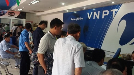 Hai nhà mạng VinaPhone và MobiFone lùi thời hạn đăng ký thông tin, bổ sung hình ảnh của chủ thuê bao trả trước (23/4/2018)