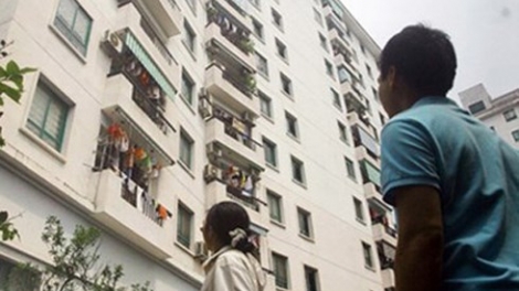 Các chuyên gia đánh giá, đề xuất đánh thuế tài sản đối với đất, nhà có giá trị hơn 700 triệu đồng có thể đẩy giá bất động sản lên cao trong thời gian tới (Thời sự trưa 15/4/2018)