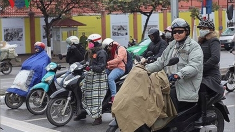 Từ ngày mai, Bắc Bộ và Bắc Trung Bộ trời chuyển rét, vùng núi cao có nơi dưới 10 độ (Thời sự đêm 5/4/2018)