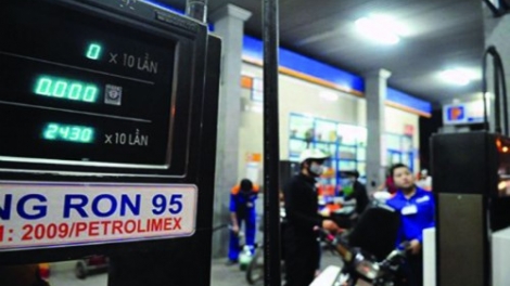 Bộ Công thương khẳng định, sẽ xem xét thận trọng trước đề xuất thay thế xăng khoáng Ron 95 bằng xăng sinh học để đảm bảo an ninh năng lượng và quyền lợi người tiêu dùng (Thời sự trưa 5/5/2018)
