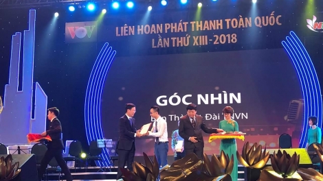 Liên hoan phát thanh toàn quốc lần thứ 13 bế mạc sau 3 ngày diễn ra sôi nổi với rất nhiều các hoạt động nghiệp vụ, hội thảo và triển lãm. Ban tổ chức đã trao tổng cộng 20 giải vàng cho các tác giả và nhóm tác giả có tác phẩm dự thi xuất sắc ( Thời sự đêm 5/5/2018)