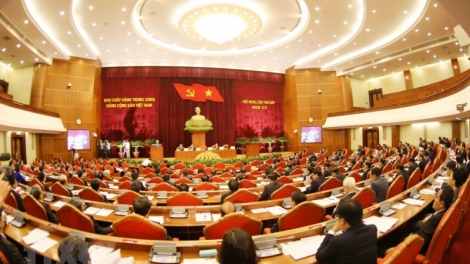 Hội nghị Trung ương 7 thảo luận về Đề án xây dựng đội ngũ cán bộ các cấp, nhất là cấp chiến lược ngang tầm nhiệm vụ (Thời sự chiều 8/5/2018)