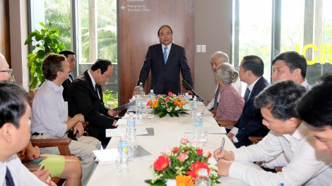 Thủ tướng Nguyễn Xuân Phúc mong muốn Trung tâm Quốc tế Khoa học và Giáo dục liên ngành, thành phố Quy Nhơn, tỉnh Bình Định góp phần thúc đẩy nghiên cứu khoa học cơ bản của Việt Nam, đào tạo nguồn nhân lực cho đất nước (Thời sự trưa 6/5/2018)