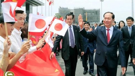 Chủ tịch nước Trần Đại Quang tới Thủ đô Tokyo, bắt đầu chuyến thăm cấp Nhà nước Nhật Bản từ nay đến ngày 2/6 tới theo lời mời của Nhà nước Nhật Bản (Thời sự chiều 29/5/2018)