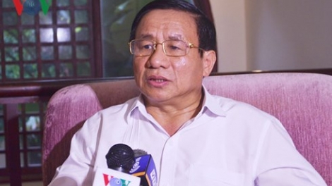 Trao đổi cùng ông Lê Đình Sơn, Bí thư Tỉnh ủy Hà Tĩnh về Đề án xây dựng đội ngũ cán bộ các  cấp, sau Hội nghị lần thứ 7, Ban chấp hành Trung ương Đảng Cộng sản Việt Nam khóa 12 (6:13 giây)