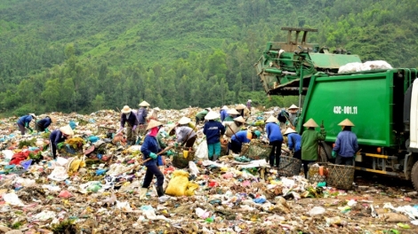 Xử lý rác thải: Câu chuyện trách nhiệm còn kéo dài (14/6/2018)
