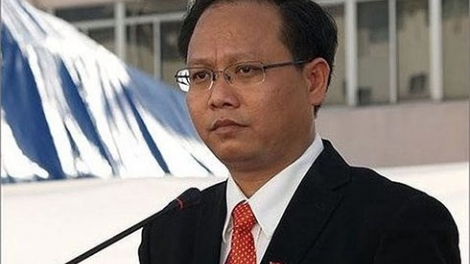 Ông Tất Thành Cang, Phó bí thư thường trực Thành ủy Thành phố Hồ Chí Minh bị đề nghị kỷ luật vì chỉ đạo bán đất không đúng thẩm quyền (Thời sự đêm 4/6/2018)
