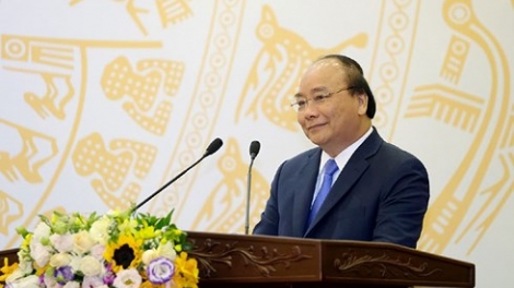 Thủ tướng Nguyễn Xuân Phúc đề nghị các cơ quan báo chí cần góp phần xây dựng niềm tin, tạo đồng thuận xã hội, phản bác thông tin sai trái, thù địch (20/6/2018)