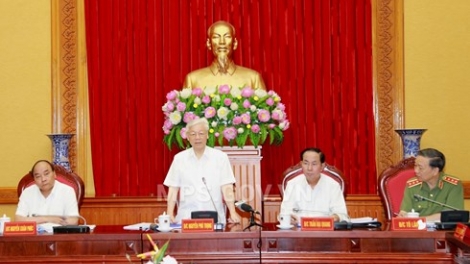 Tổng Bí thư Nguyễn Phú Trọng đề nghị Bộ công an tiếp tục sắp xếp bộ máy tinh gọn, hiệu quả và có sự đồng thuận cao tại Hội nghị Ban Thường vụ Đảng ủy Công an Trung ương (Thời sự chiều 26/6/2018)