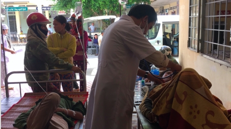 Khẩn trương làm rõ nguyên nhân vụ tai nạn nghiêm trọng tại huyện Kông Chro, tỉnh Gia Lai sáng nay khiến 22 người thương vong (Thời sự chiều 6/7/2018)