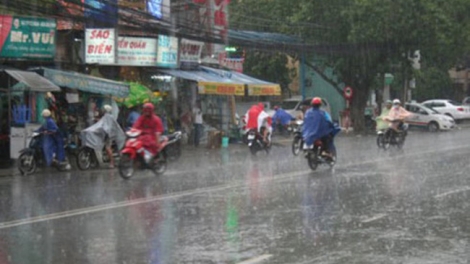Bão số 3 xuất hiện trên Biển Đông, hướng vào miền Trung. Nhiều nơi đã có mưa to, cảnh báo nguy cơ ngập úng và lũ quét trên diện rộng. (Thời sự trưa 17/7/2018)