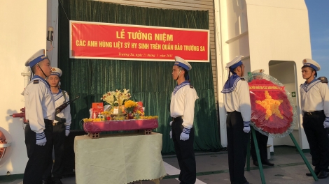 Tri ân liệt sỹ hy sinh tại vùng biển Gạc Ma (27/7/2018)