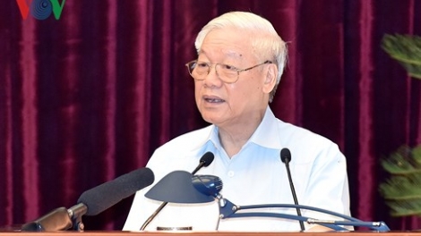 Tổng Bí thư Nguyễn Phú Trọng dự Hội nghị toàn quốc về tiếp tục đẩy mạnh việc xây dựng và thực hiện Quy chế dân chủ ở cơ sở (Thời sự chiều 16/7/2018)