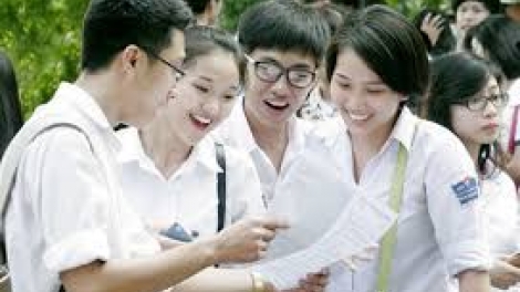 Bộ Giáo dục và Đào tạo cho biết, kỳ thi THPT quốc gia năm nay, cả nước có hơn 879 nghìn thí sinh đã lấy kết quả xét công nhận tốt nghiệp. Tỷ lệ tốt nghiệp chung toàn quốc đạt 97,57% ( Thời sự trưa 12/7/2018)