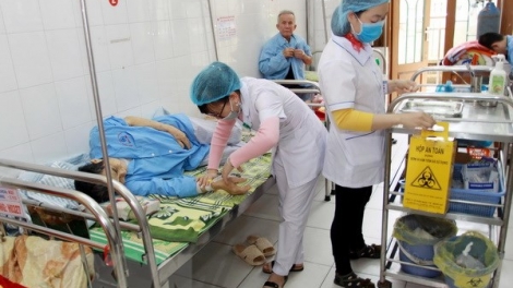 Điều chỉnh giá dịch vụ y tế: bệnh viện lo nguồn thu, dân lo chất lượng (17/7/2018)