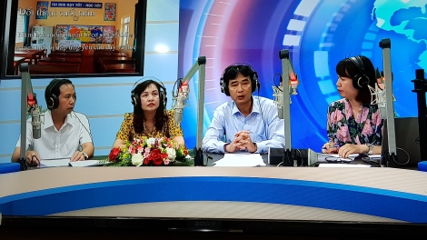 Năm học mới: Chuẩn bị cơ sở vật chất, trang thiết bị đáp ứng yêu cầu dạy và học (25/8/2018)