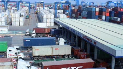 Hàng nghìn container phế liệu tồn đọng do đâu? (8/8/2018)