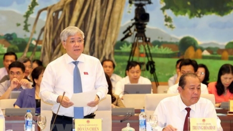 Cần nhiều giải pháp đầu tư phát triển cơ sở hạ tầng vùng dân tộc thiểu số (14/8/2018)