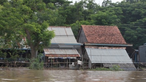 Đồng bằng sông Cửu Long khẩn trương ứng phó với lũ sớm (2/8/2018)
