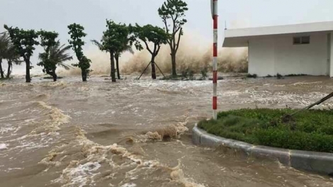 Vì sao ngày càng có nhiều cơn bão với cường độ mạnh? (19/9/2018)