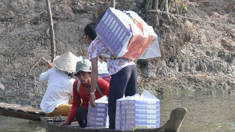 Cuộc chiến chống buôn lậu vùng Đồng bằng Sông Cửu Long mùa nước nổi (10/9/2018)