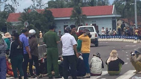 Lãnh đạo tỉnh Bình Định đối thoại và ghi nhận kiến nghị của người dân xã Mỹ An, huyện Phù Mỹ về những vấn đề tại địa phương (Thời sự đêm 27/9/2018)