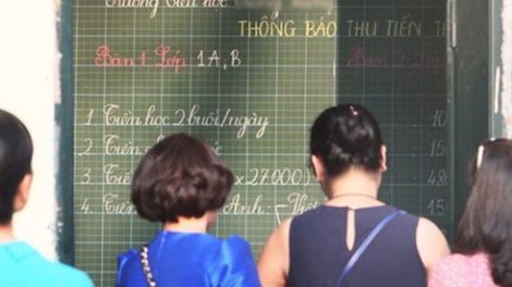 Nóng chuyện lạm thu đầu năm học (11/9/2018)