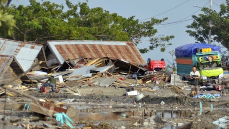Động đất, sóng thần tại Indonesia đã khiến gần 400 người chết, hàng trăm người bị thương và mất tích (Thời sự chiều 29/9/2018)