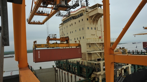 Việt Nam cần nhiều giải pháp để giảm nhập siêu dịch vụ (8/1/2019)
