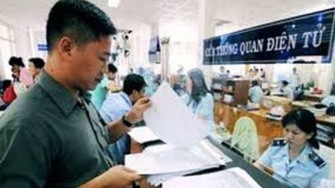 Làm gì để loại bỏ hoàn toàn phí "bôi trơn" trong thủ tục hải quan? (9/1/2019)