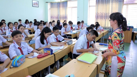 Chương trình giáo dục phổ thông mới: Liệu có thực sự giảm tải? (8/1/2019)