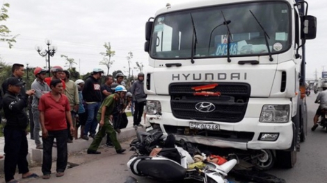 Bao giờ hết cảnh tham gia giao thông phó mặc cho may rủi? (4/1/2019)