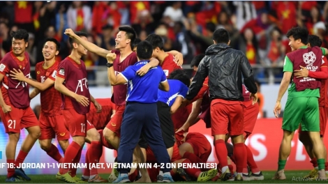 Đội tuyển bóng đá nam Việt Nam vượt qua Jordan sau loạt penalty cân não ở vòng đấu loại trực tiếp Asian cup 2019 (Thời sự đêm 20/1/2019)