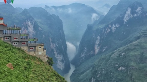 THỜI SỰ 18H00 CHIỀU 5/10/2019: Bộ Văn hóa, Thể thao và Du lịch lên tiếng về tòa nhà xây trái phép trên đèo Mã Pì Lèng, Hà Giang