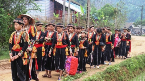 Phong tục ở rể, nét đẹp văn hóa của người Dao đỏ tại tỉnh Yên Bái (18/10/2019)