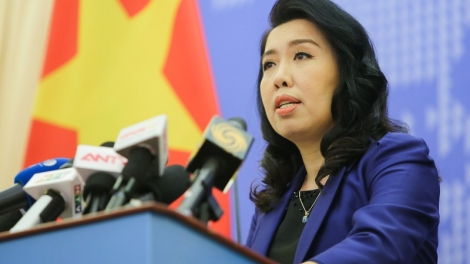 THỜI SỰ 21H30 ĐÊM 25/10/2019: Liên quan đến việc nhóm tàu Hải Dương 8 của Trung Quốc rút khỏi vùng đặc quyền kinh tế và thềm lục địa của Việt Nam, Việt Nam yêu cầu các bên liên quan tôn trọng chủ quyền, các quyền chủ quyền, quyền tài phán của Việt Nam và không tái diễn vi phạm