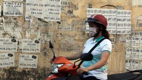 THỜI SỰ 12H00 TRƯA 20/10/2019: Tình trạng công nhân vay nóng thế chấp bằng thẻ ATM, sổ bảo hiểm xã hội đang diến biến phức tạp tại Khu công nghiệp Xuân Lộc tỉnh Đồng Nai