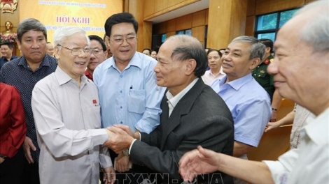 THỜI SỰ 12H TRƯA 15/10/2019: Tổng Bí thư, Chủ tịch nước Nguyễn Phú Trọng và các đại biểu Quốc hội, thuộc đơn vị bầu cử số 1 Thành phố Hà Nội, tiếp xúc cử tri các quận Ba Đình, Tây Hồ, Hoàn Kiếm trước kỳ họp thứ 8, Quốc hội khóa 14.
